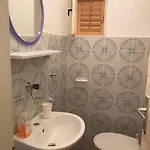 Vala 3 *